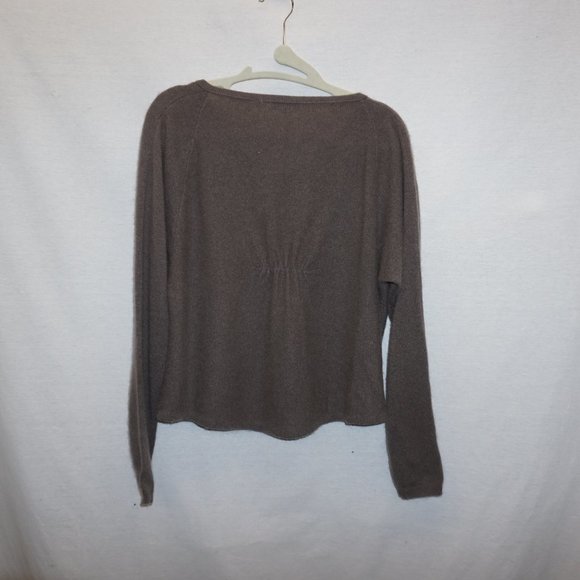 360 CASHMERE Sweater boxy Vneck cinch back taupe  FIRM PR$CE.  S  B-11 - Picture 3 of 7